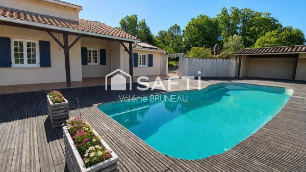Maison contemporaine avec piscine sur 1,6 hectare – volumes exceptionnels -