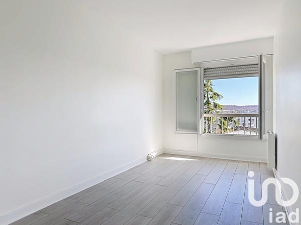 Appartement 3 pièces de 62 m² à Le Chesnay (78150)