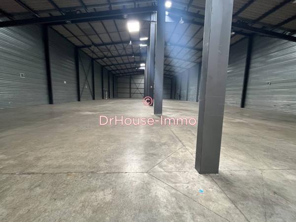 Commerce à louer 1 pièce de 1 224 m²