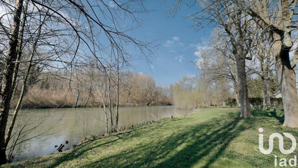 Maison traditionnelle 7 pièces de 155 m² à Bagneaux-sur-Loing (77167)