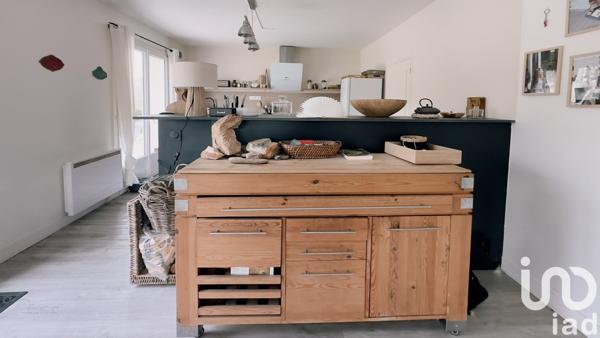Maison traditionnelle 7 pièces de 155 m² à Bagneaux-sur-Loing (77167)