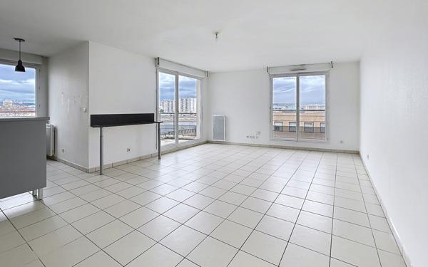 Appartement à vendre    3 pièces • 65 m2 Vénissieux