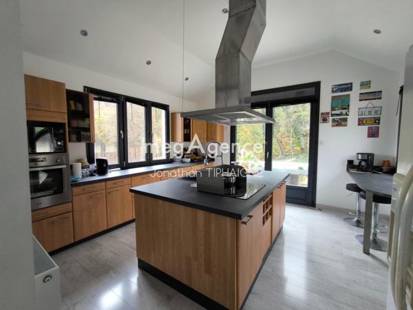 Maison à GONFREVILLE-L'ORCHER, 76700 - 6 pièces 137m²