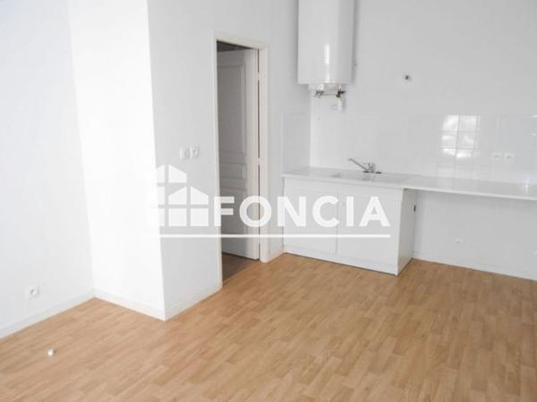 Location Studio 18.6 m² - 9 AV GEORGES ET VALENTIN LEMOINE Limoges 87100