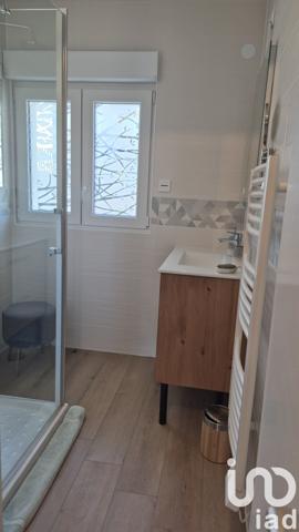 Maison traditionnelle 6 pièces de 160 m² à Villers-le-Lac (25130)