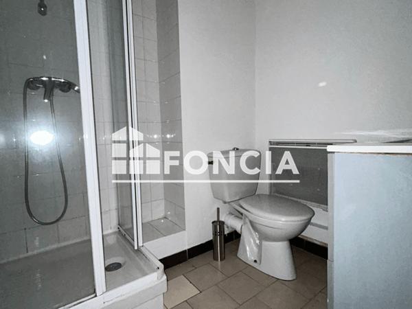 Location Studio meublé 16.15 m² - 16 RUE GRETRY Nimes 30000