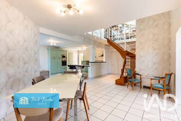 Maison à vendre 8 pièces 177,2 m² Veauche