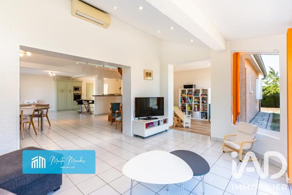 Maison à vendre 8 pièces 177,2 m² Veauche