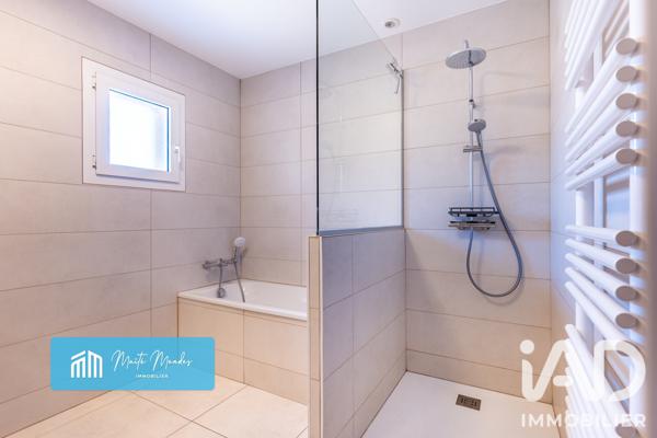 Maison à vendre 8 pièces 177,2 m² Veauche