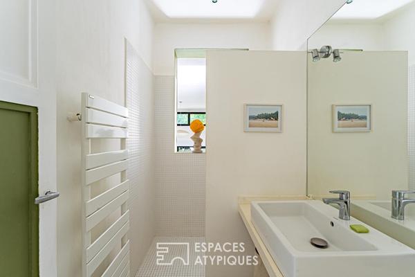 Maison avec extension contemporaine et esprit loft au coeur du Domaine de la Marche