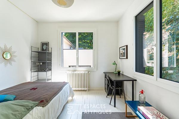 Maison avec extension contemporaine et esprit loft au coeur du Domaine de la Marche