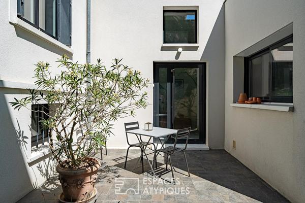 Maison avec extension contemporaine et esprit loft au coeur du Domaine de la Marche