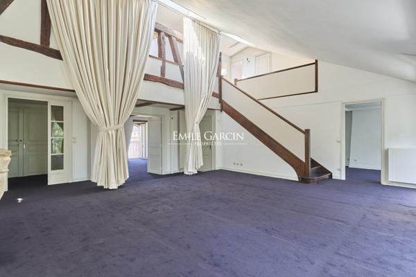 A vendre  - appartement atelier en duplex - 181 m² - Paris -75006 - Quai Malaquais