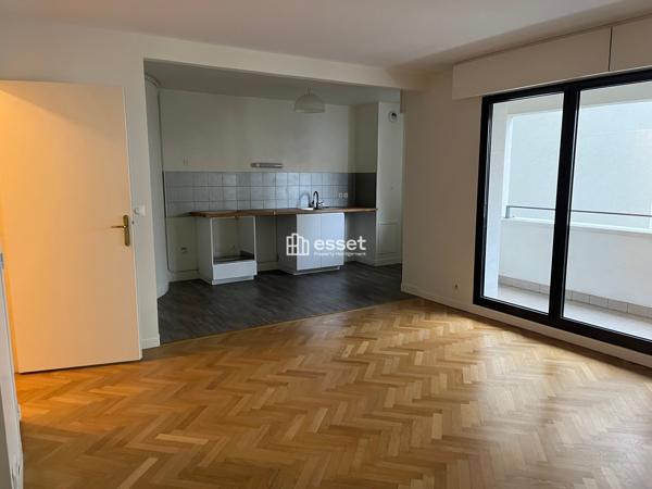 Location Appartement 2 pièces 57 m² - Paris 75015