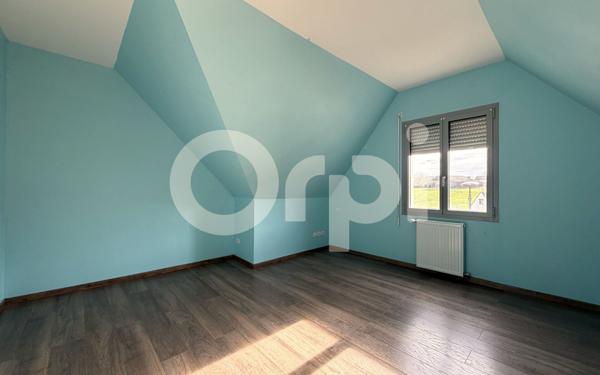 Maison à vendre    5 pièces • 125 m2 Soissons