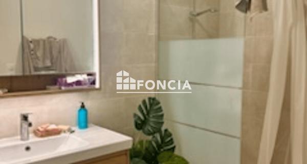 Location Appartement 3 pièces 66.54 m² - Villeneuve-lès-avignon 30400