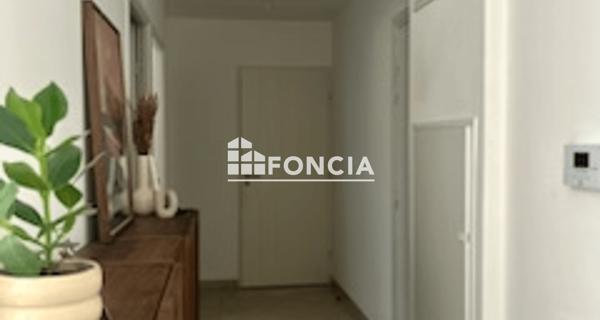 Location Appartement 3 pièces 66.54 m² - Villeneuve-lès-avignon 30400