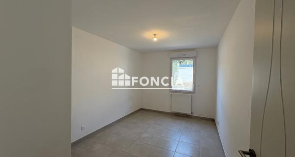 Location Appartement 3 pièces 66.54 m² - Villeneuve-lès-avignon 30400