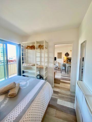 Appartement à vendre 2 pièces HYERES (83) - Port d'Hyères - Balcon - Vue dégagée