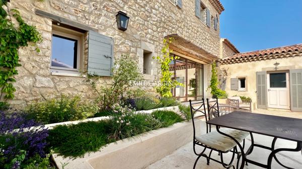 A vendre - Propriété d'exception - Sud Luberon - Vue panoramique