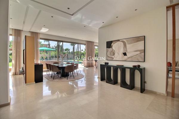 Maison moderne à vendre à Marrakech proche des golfs.