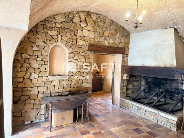 Maison / Appartement en triplex avec terrasse tropézienne
