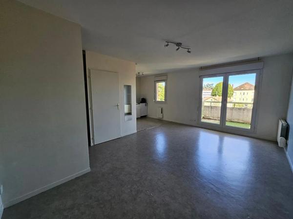 Appartement à louer à Bourg-en-Bresse (01000)