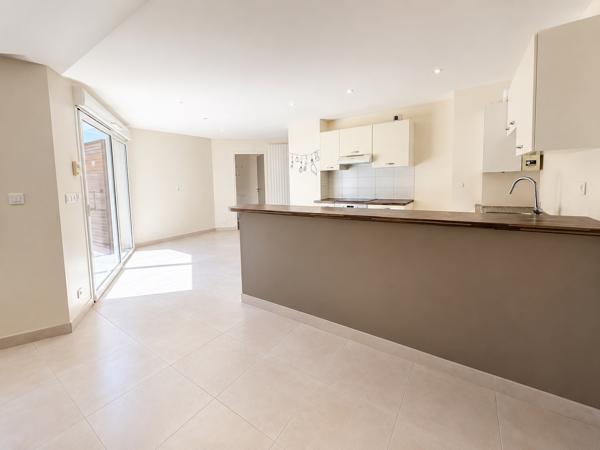 Appartement 88 m2 3 chambres AURAY avec jardin / 2 places de stationnement