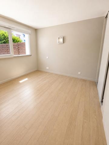 Appartement 88 m2 3 chambres AURAY avec jardin / 2 places de stationnement