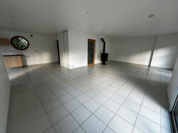 Maison Brech 5 pièce(s) 130 m2 , Brech