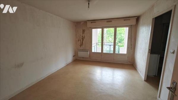 Besançon,Chaprais, T1bis avec garage en deuxième étage.