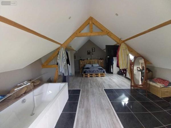 Fermette à vendre à Chinon dans l'Indre-et-Loire (37500), ref : 37049-63   
CHINON