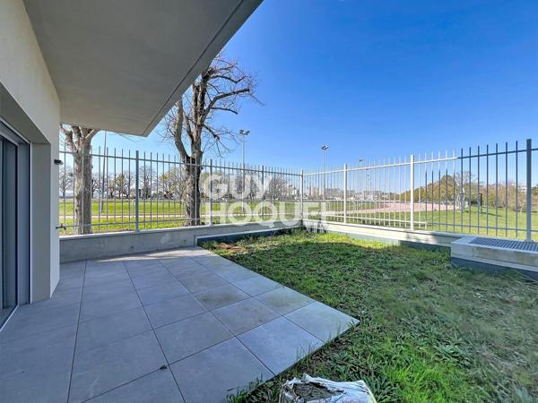 Appartement à vendre de 2 pièces de 44.09 m² avec jardin privatif