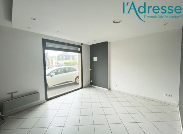 Local commercial Noisy Le Grand 151 m2