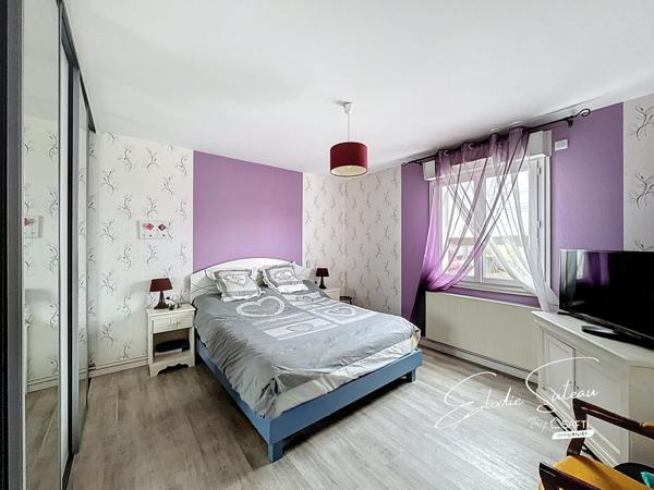 Maison 170m2 5 chambres + bureau terrain de 2600m2