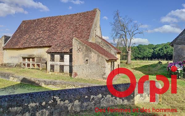 Maison à vendre    5 pièces •  Bellou-le-Trichard