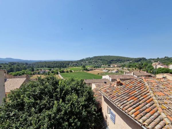 Vente                                                      Appartement
                        
                     2 pièces                      38 m2                     à Callas