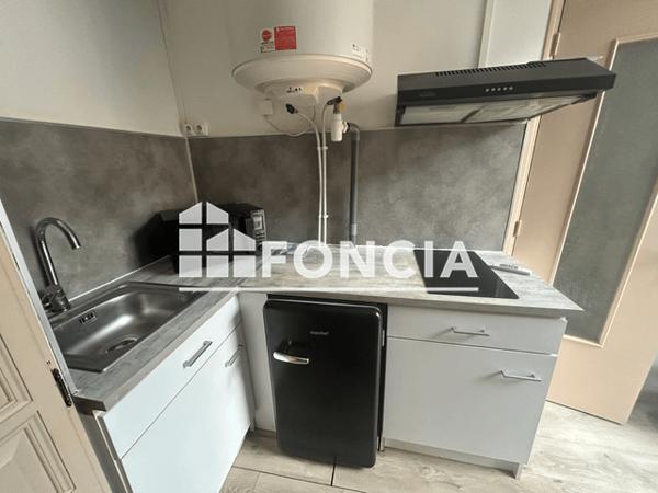 Location Studio meublé 11.57 m² - 37 RUE JEAN JACQUES ROUSSEAU Manosque 04100