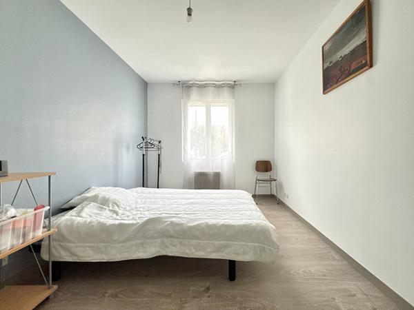 Maison Saint-saturnin-du-bois 4 pièce(s) 100 m2