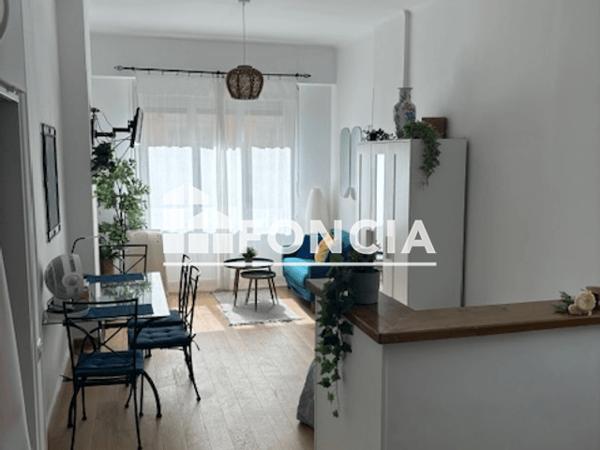 Location Studio meublé 30.09 m² - 35 BIS RUE DE FRANCE Nice 06000