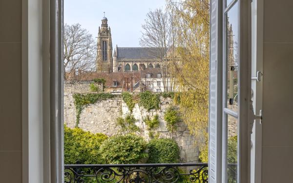 Maison à vendre    5 pièces •  Compiègne