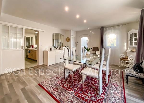 À VENDRE – MAISON 245 m² DIVISÉE EN DEUX LOGEMENTS – PISCINE, JARDIN ET GARAGE - VILLENEUVE LOUBET (06)