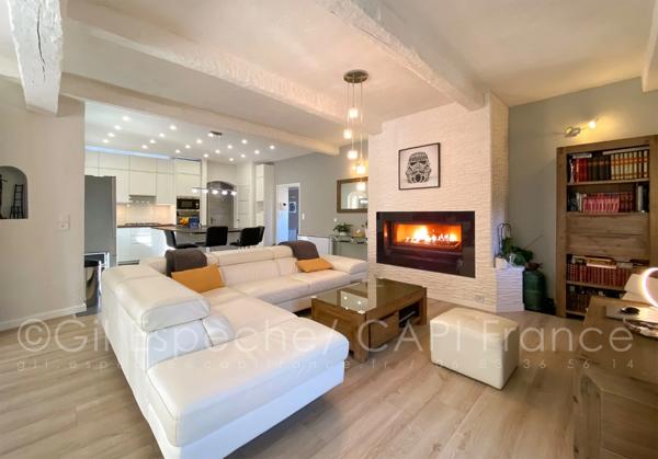 À VENDRE – MAISON 245 m² DIVISÉE EN DEUX LOGEMENTS – PISCINE, JARDIN ET GARAGE - VILLENEUVE LOUBET (06)