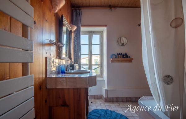 LES PORTES EN RE, CENTRE VILLAGE