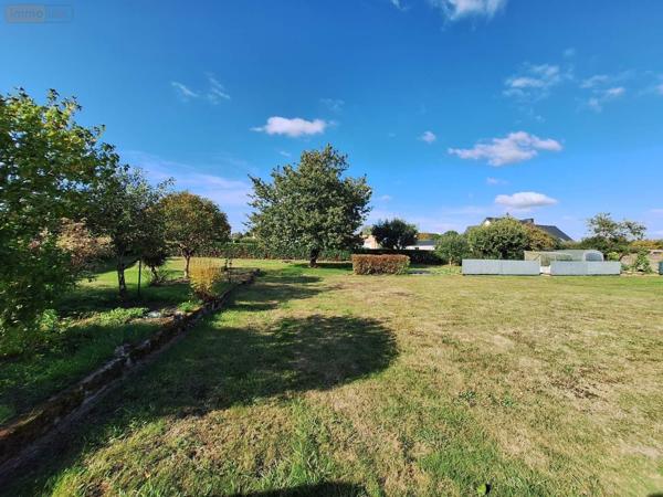 Terrain à Batir à vendre à Mauron dans le Morbihan (56430), ref : 05836   
MAURON - Centre ville
