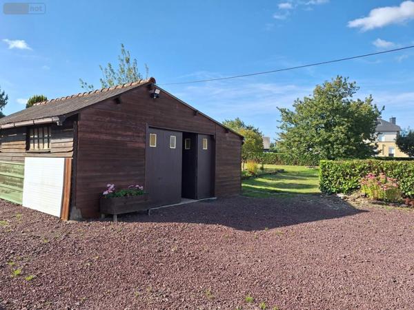 Terrain à Batir à vendre à Mauron dans le Morbihan (56430), ref : 05836   
MAURON - Centre ville