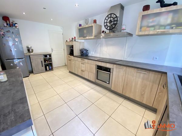 Maison de village 115m² - Mozas - DPE D - Cour & Stationnements