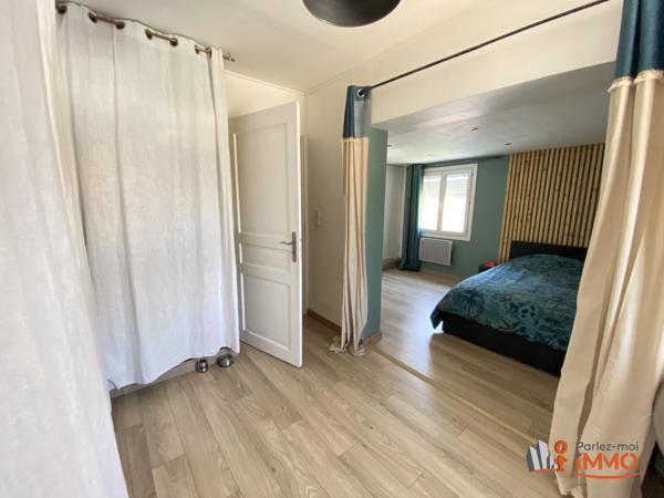 Maison de village 115m² - Mozas - DPE D - Cour & Stationnements