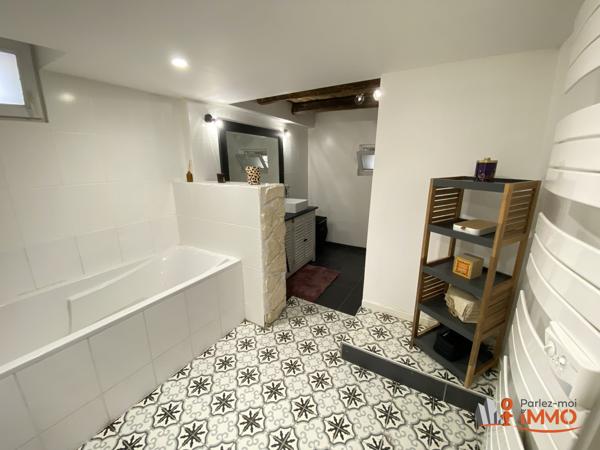 Maison de village 115m² - Mozas - DPE D - Cour & Stationnements