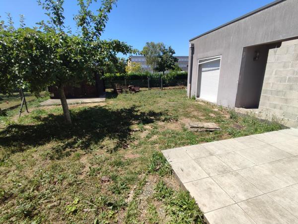 maison avec extension attenante